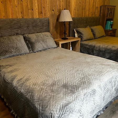 Parkway Yellowstone Guest House Room #1 Gardiner Exterior foto