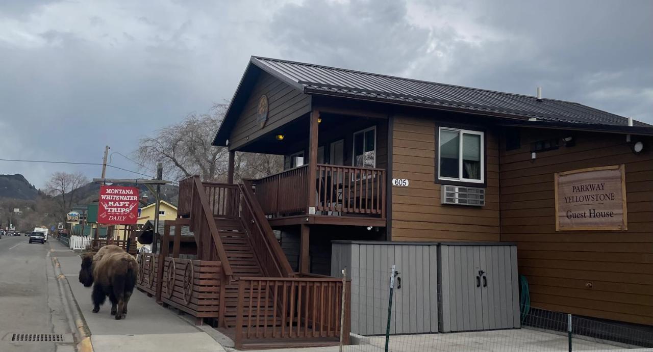Parkway Yellowstone Guest House Room #1 Gardiner Exterior foto