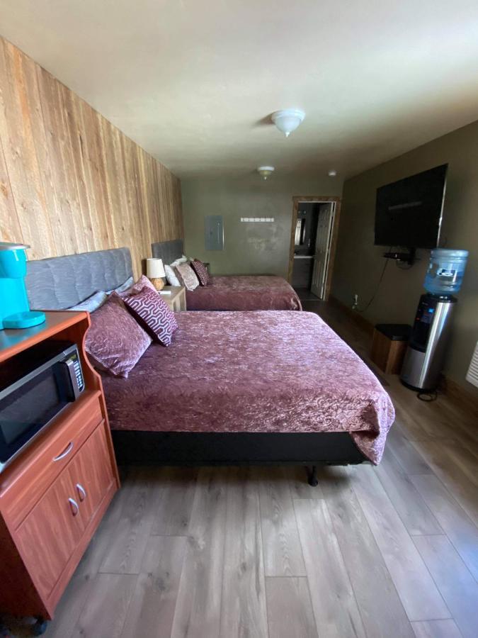 Parkway Yellowstone Guest House Room #1 Gardiner Exterior foto