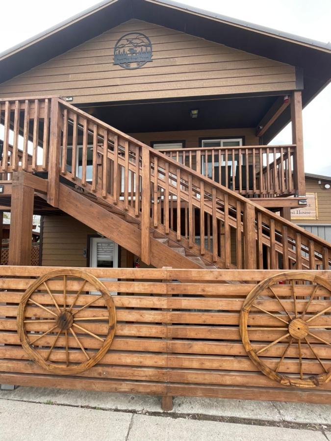 Parkway Yellowstone Guest House Room #1 Gardiner Exterior foto